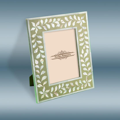 Mother Of Pearl Inlay Photo Frame- Floral/Green