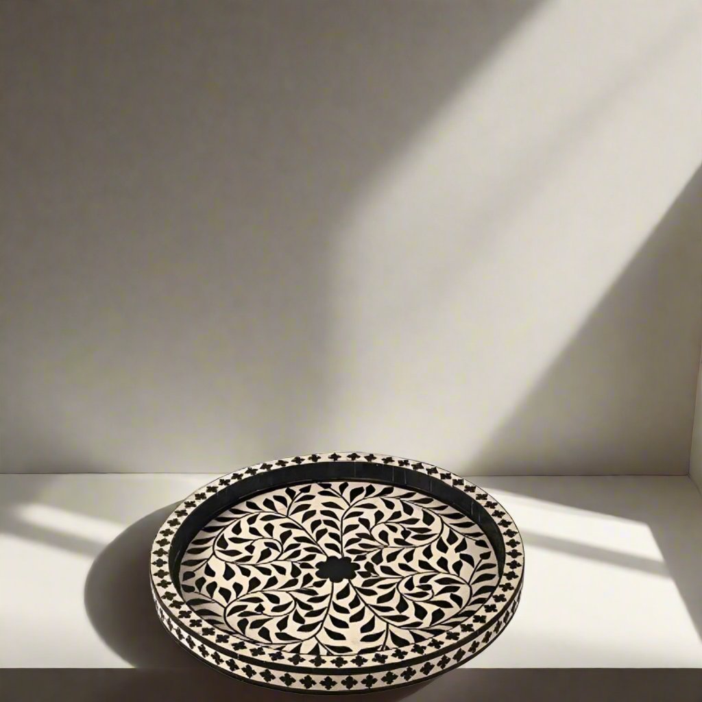 Bone Inlay Round Tray in Floral Design - Black